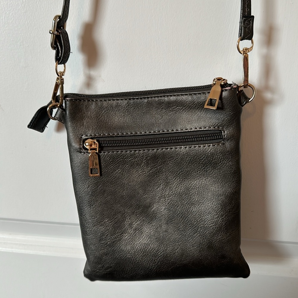 Isabelle Small Functional Multi Pocket Crossbody … - image 3